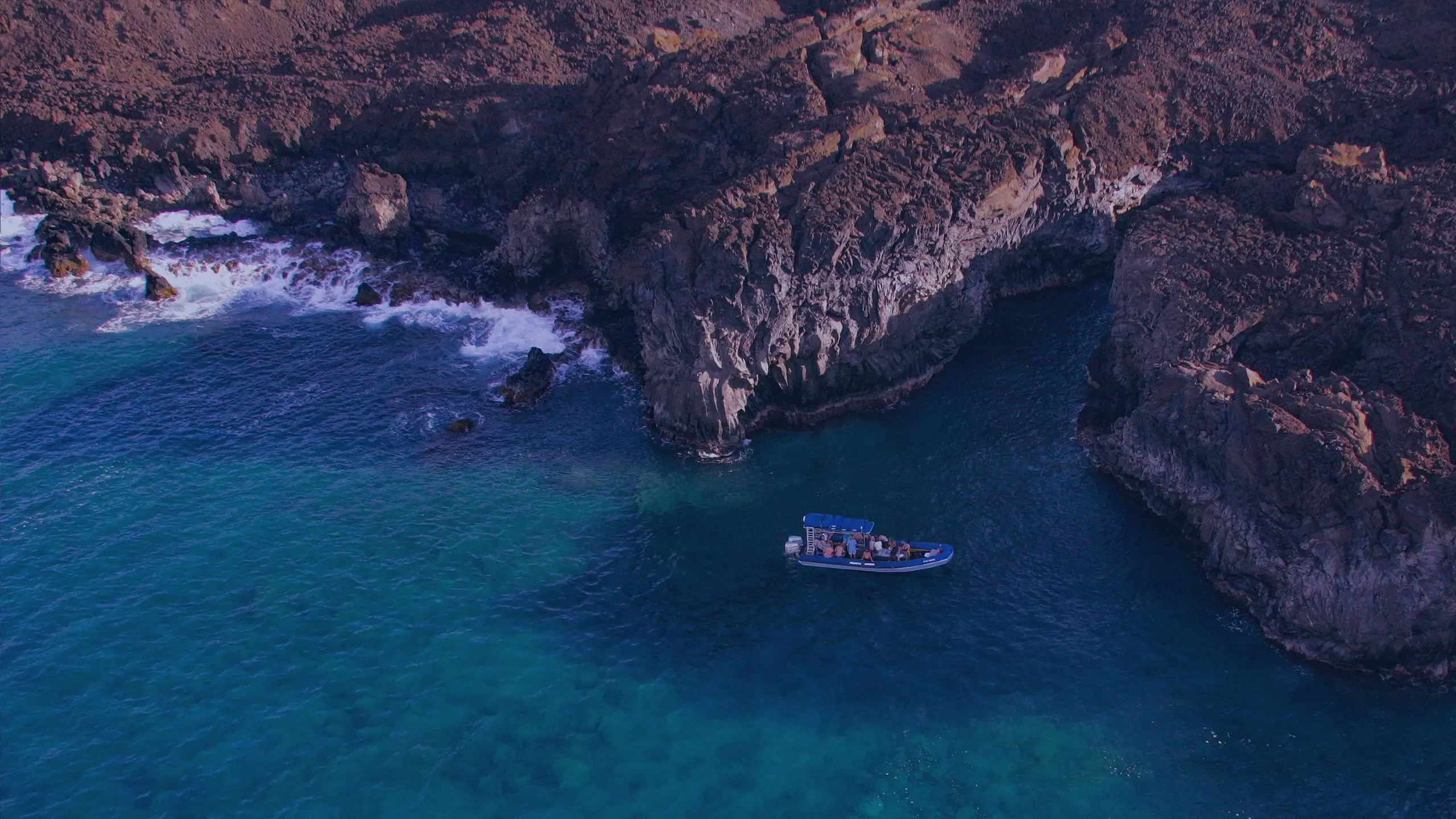 5.5 Hour Kanaio Coast, La Perouse Bay & Molokini Crater Snorkel